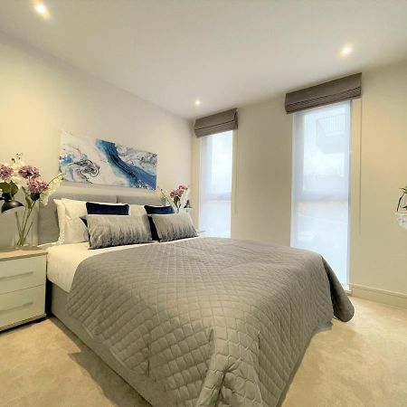 Spectacular 2 Bedroom Apartment In Great Location Sheffield Esterno foto