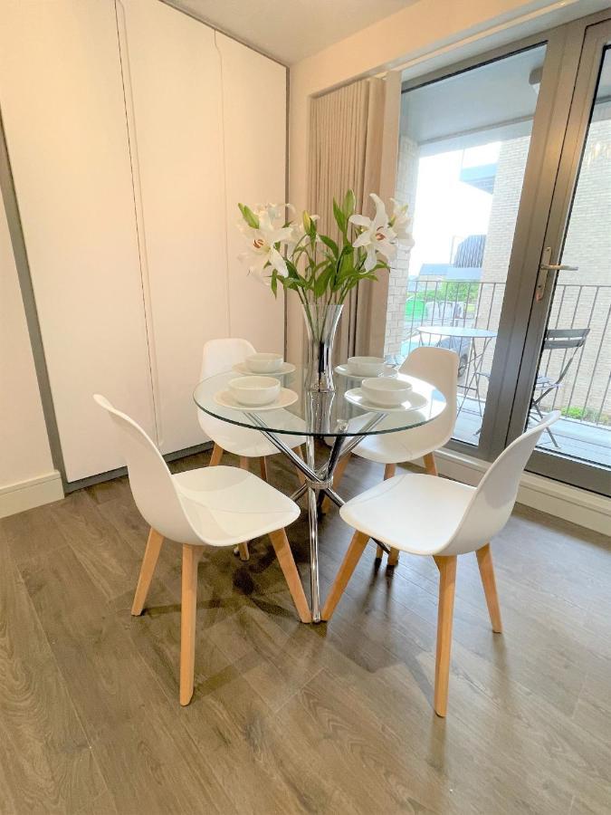 Spectacular 2 Bedroom Apartment In Great Location Sheffield Esterno foto